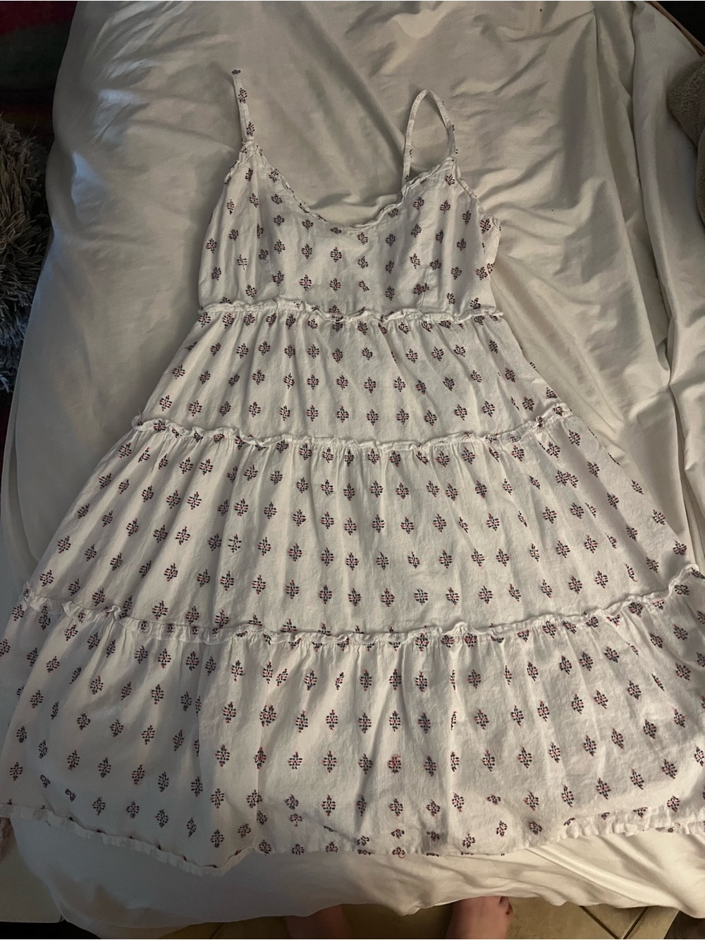 White Floral Tiered Spaghetti-Strap Summer Dress